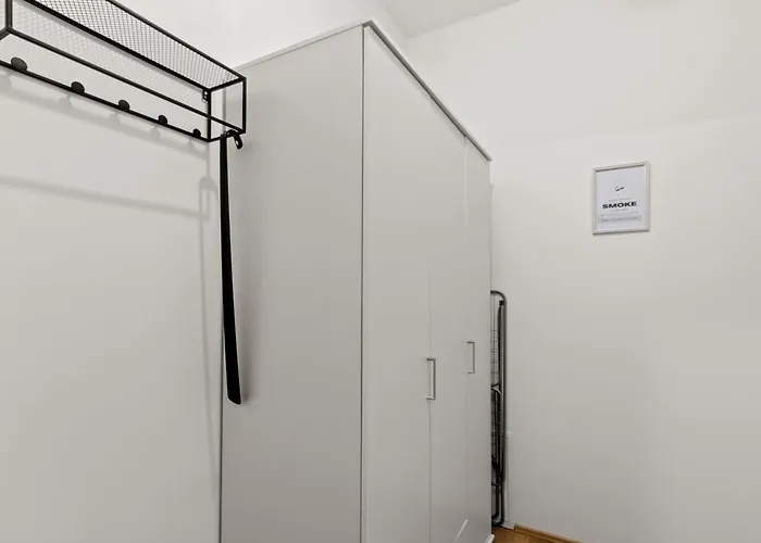 Farawayhomes 43 * Vienna